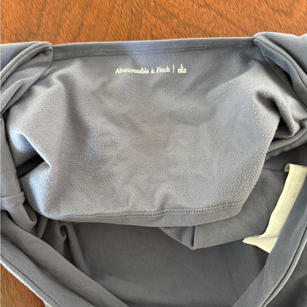 Abercrombie & Fitch Charcoal Halter Top - Picture 3 of 4
